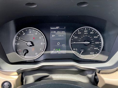 Used 2024 Subaru Outback Limited AWD/4WD image 13