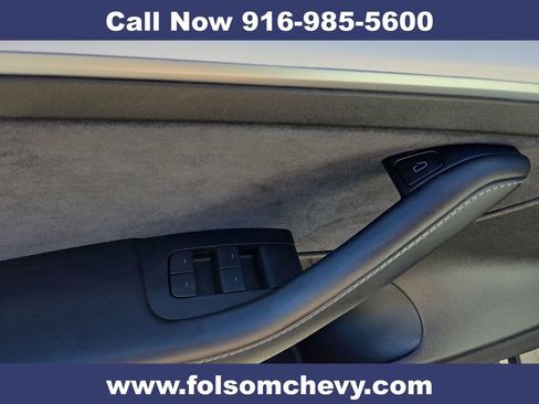 Used 2023 Tesla Model 3 Standard Range image 24