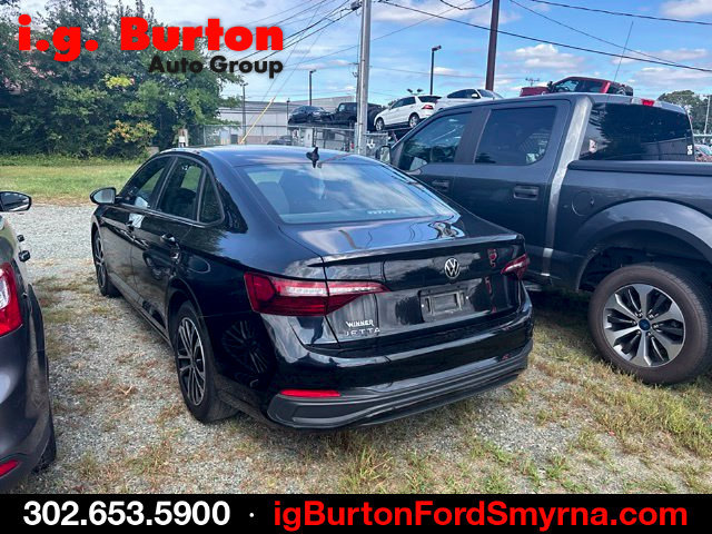 Used 2023 Volkswagen Jetta Sport FWD image 7
