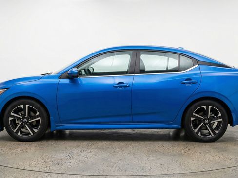 Used 2025 Nissan Sentra SV FWD image 5