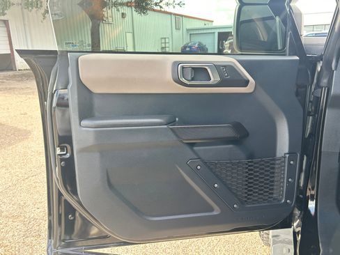 Used 2024 Ford Bronco Wildtrak image 28