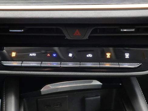 Used 2025 Buick Envision Sport Touring AWD/4WD image 23