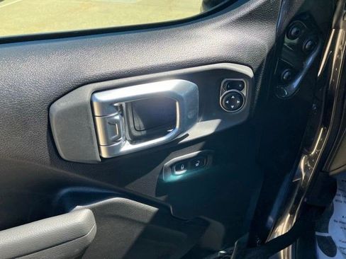 New 2026 Jeep Wrangler Unlimited Sport AWD/4WD image 10