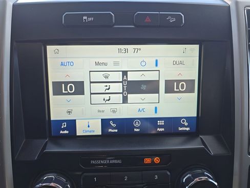 Used 2021 Ford F250 Lariat w/ Lariat Ultimate Package AWD/4WD image 23