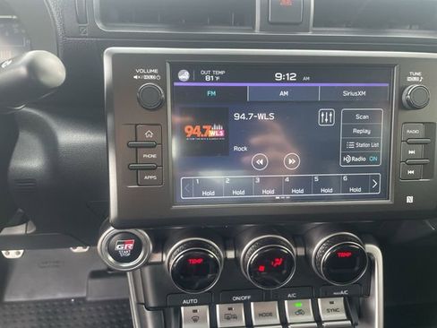 Used 2025 Toyota GR86 Premium w/ ALL Weather Mat Package (TMS) RWD image 22