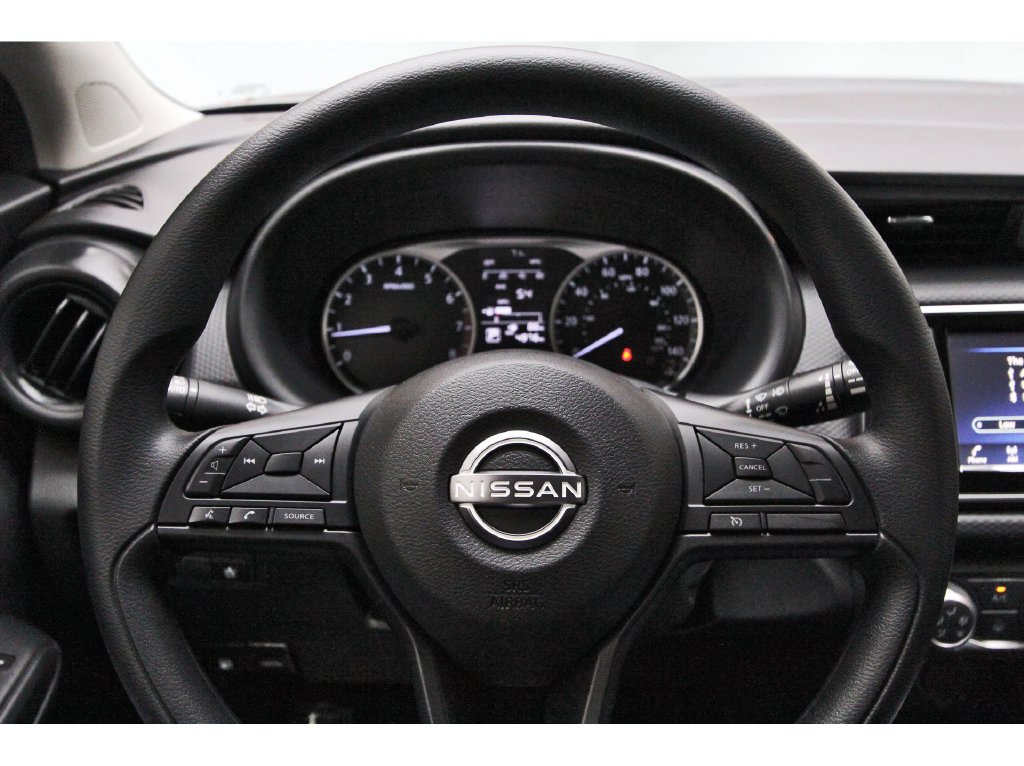 Certified 2025 Nissan Kicks Play S FWD image 14
