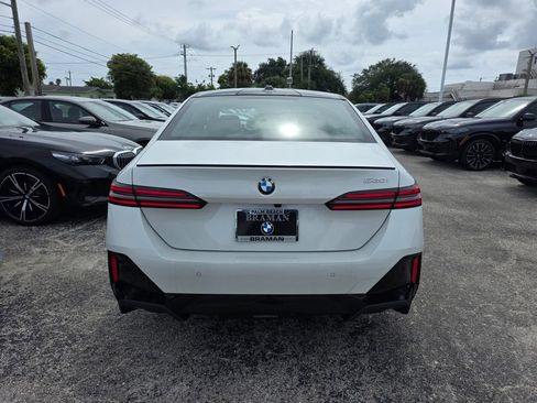 New 2027 BMW 530i w/ Executive Package RWD image 5