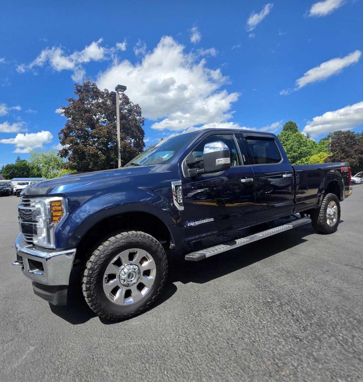 Used 2019 Ford F350 Lariat w/ Lariat Ultimate Package AWD/4WD image 4