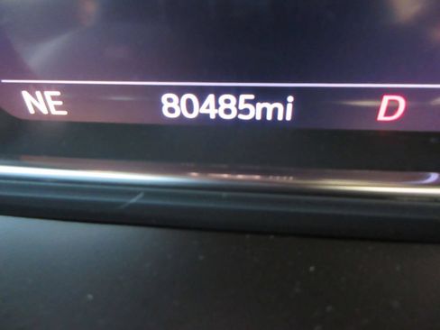 Used 2020 GMC Sierra 3500 Denali w/ Denali Ultimate Package AWD/4WD image 38