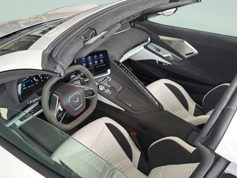 Used 2023 Chevrolet Corvette Stingray Premium Cpe RWD image 32