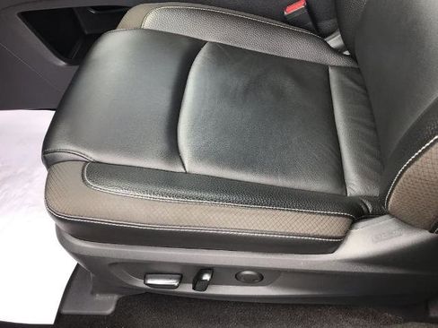 Certified 2023 Nissan Pathfinder SL AWD/4WD image 12