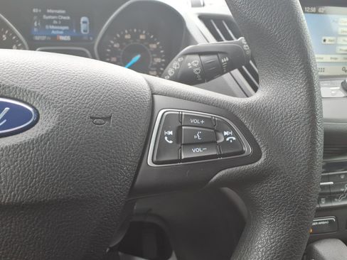 Used 2019 Ford Escape SE image 21