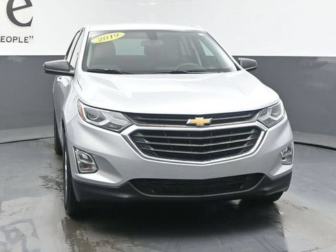 Used 2019 Chevrolet Equinox LS w/ LS Convenience Package FWD image 45