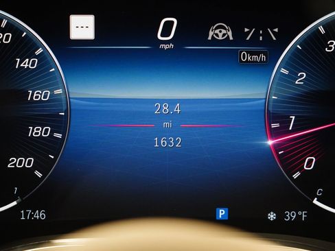 Used 2025 Mercedes-Benz AMG GT 55 image 23