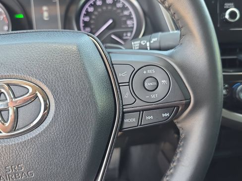 Used 2024 Toyota Camry SE w/ Convenience Package FWD image 15