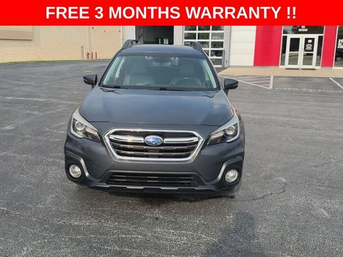 Used 2018 Subaru Outback 2.5i Limited AWD/4WD image 3