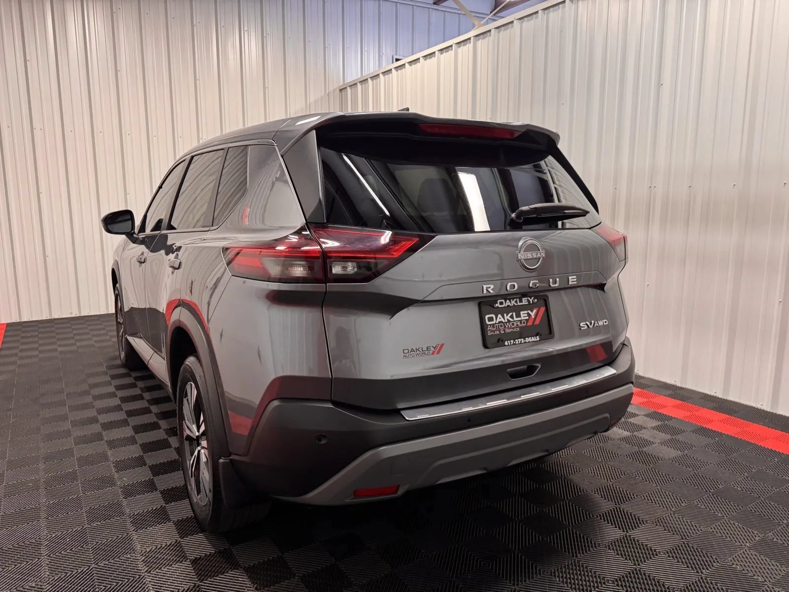Used 2023 Nissan Rogue SV AWD/4WD image 12