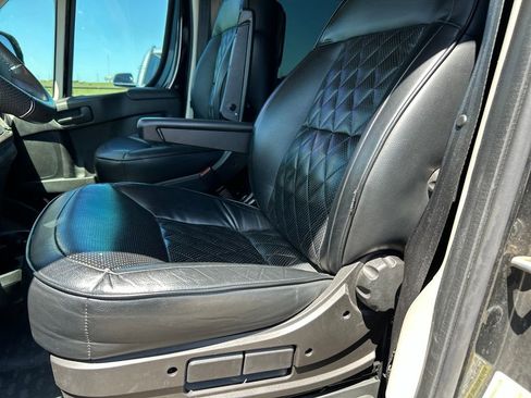 Used 2018 RAM ProMaster 3500 w/ Mopar Trailer Tow Group FWD image 7