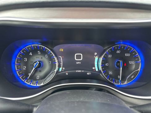 Used 2021 Chrysler Pacifica Limited w/ S Appearance Package image 20