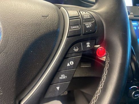 Used 2019 Acura ILX FWD image 14