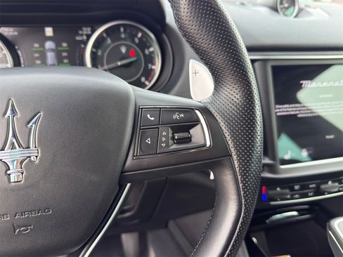 Certified 2023 Maserati Levante GT image 15