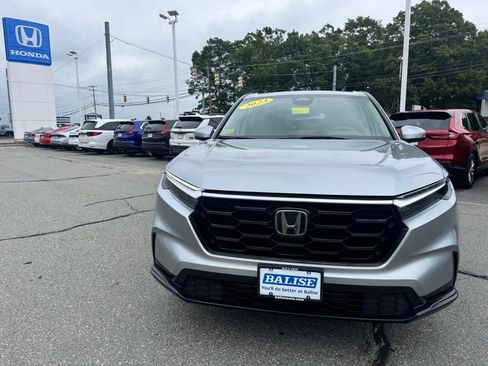 Used 2023 Honda CR-V EX image 8