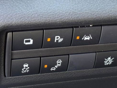 Used 2024 Nissan Kicks S image 14