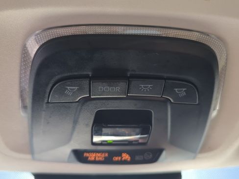 Used 2025 Toyota Corolla LE FWD image 23
