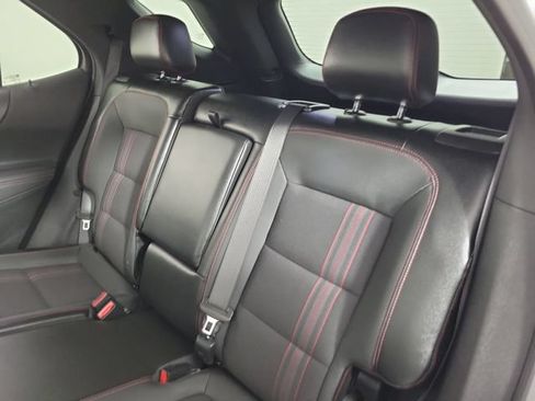Used 2022 Chevrolet Equinox RS w/ Infotainment Package FWD image 13