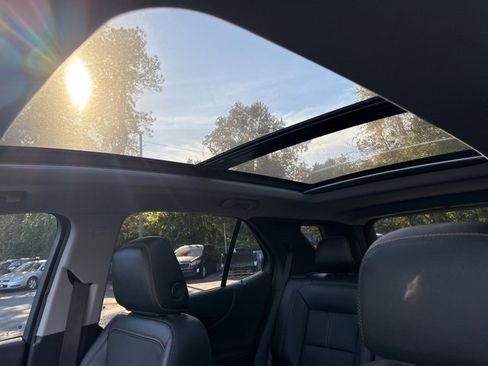 Certified 2023 Chevrolet Equinox Premier image 38