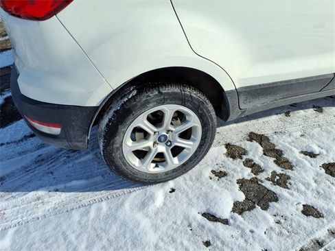 Used 2020 Ford EcoSport SE image 5