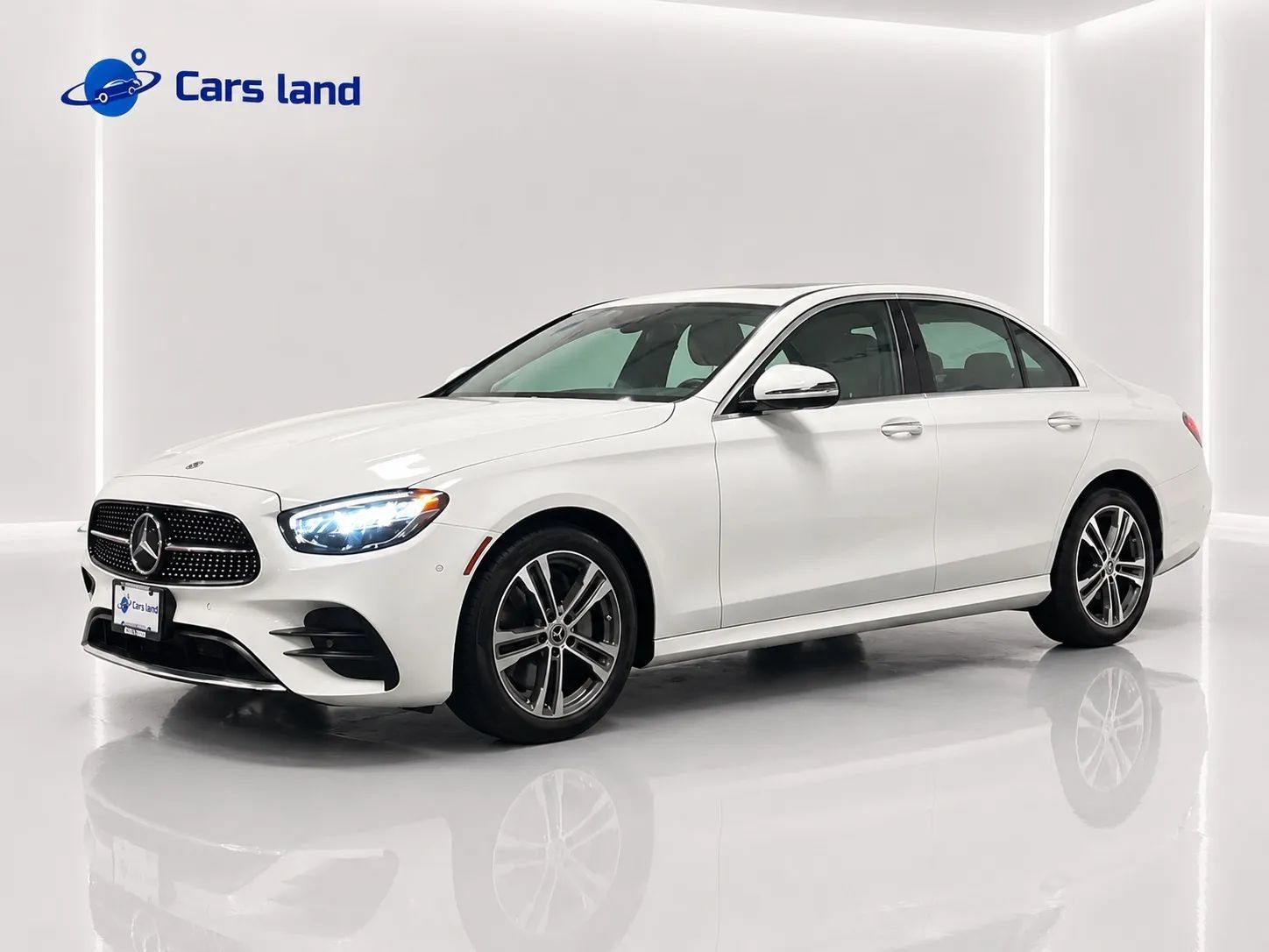 Used 2021 Mercedes-Benz E 350 4MATIC Sedan image 4