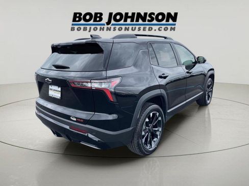 Used 2025 Chevrolet Equinox RS w/ Safety and Technology Package AWD/4WD image 3