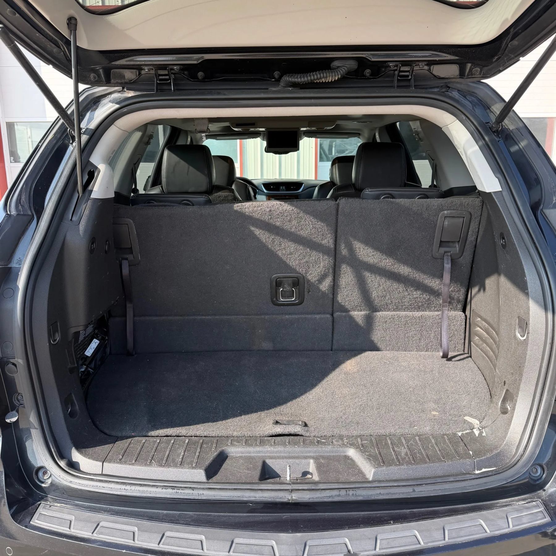 Used 2014 Chevrolet Traverse LT FWD image 33