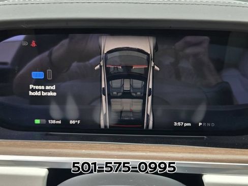 Used 2022 Tesla Model S AWD/4WD image 36