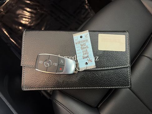 Certified 2021 Mercedes-Benz GLB 250 GLB 250 image 30