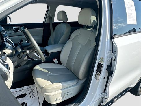 Certified 2023 Kia Sorento SX image 21