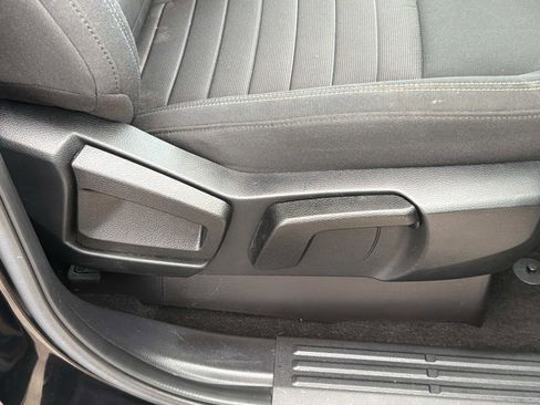 Used 2019 Ford Ranger XLT image 25