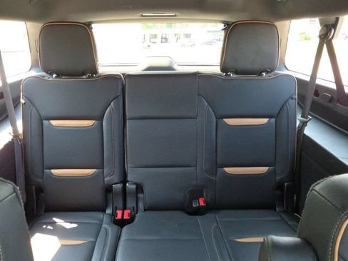 Certified 2021 GMC Yukon XL AT4 w/ Rear Media and Nav Package AWD/4WD image 39