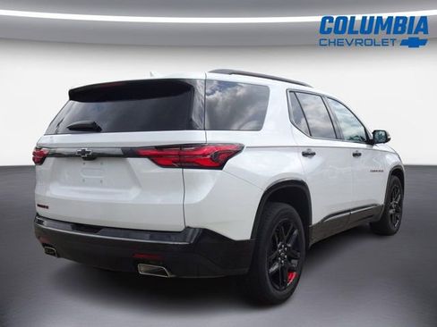 Used 2023 Chevrolet Traverse Premier w/ Redline Edition FWD image 3