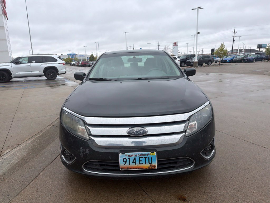 Used 2010 Ford Fusion Hybrid FWD image 2