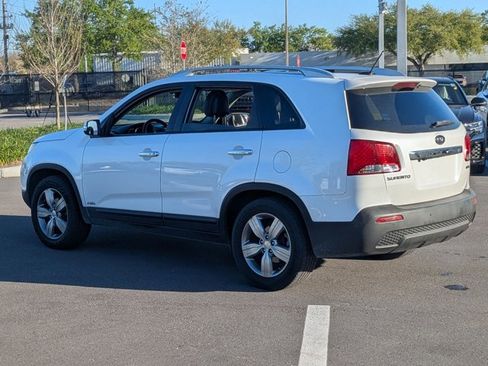 Used 2013 Kia Sorento EX w/ EX V6 Premium Pkg image 7