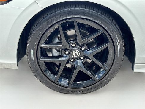 Certified 2024 Honda Civic Sport image 32