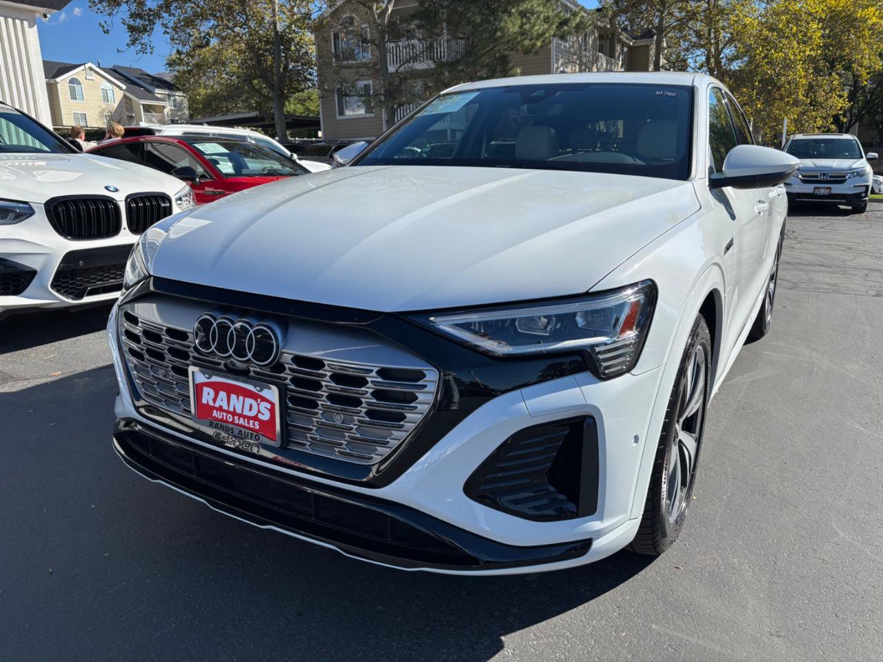 Used 2024 Audi Q8 e-tron Premium Plus AWD/4WD image 16