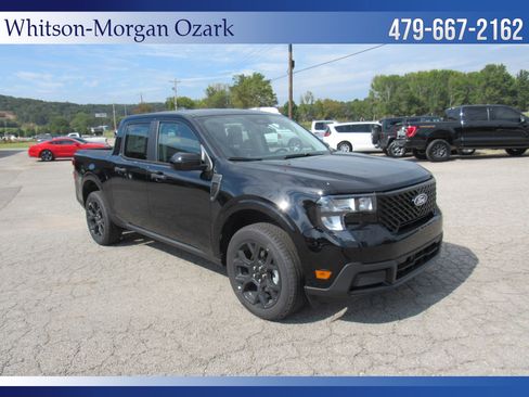 New 2025 Ford Maverick XLT w/ Equipment Group 301A image 18