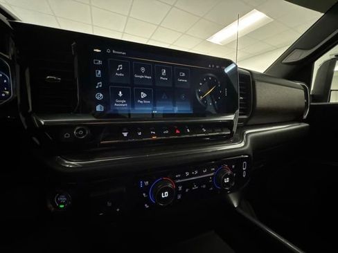Used 2024 Chevrolet Silverado 2500 High Country w/ High Country Premium Package image 16