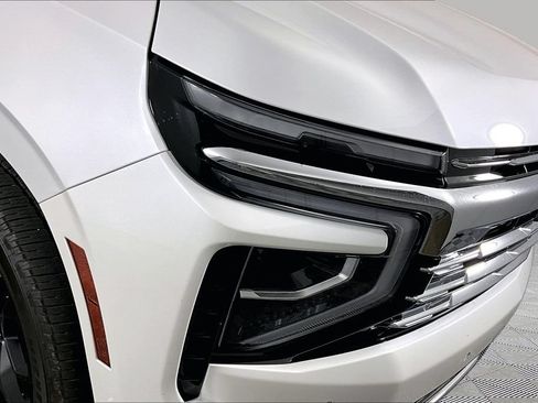 Certified 2025 Chevrolet Suburban Premier AWD/4WD image 26