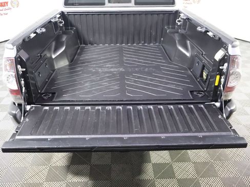Used 2012 Toyota Tacoma PreRunner w/ TRD Off-Road Pkg RWD image 11