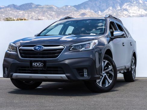 Used 2020 Subaru Outback Touring w/ Tech Package 2 AWD/4WD image 1
