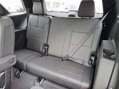 Certified 2023 Chevrolet Traverse RS image 11